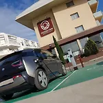 Europa Square Apartment